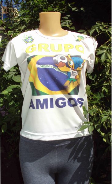 CAMISA BRANCA  DA COPA ESTAMPA COLOR FR E COSTAS